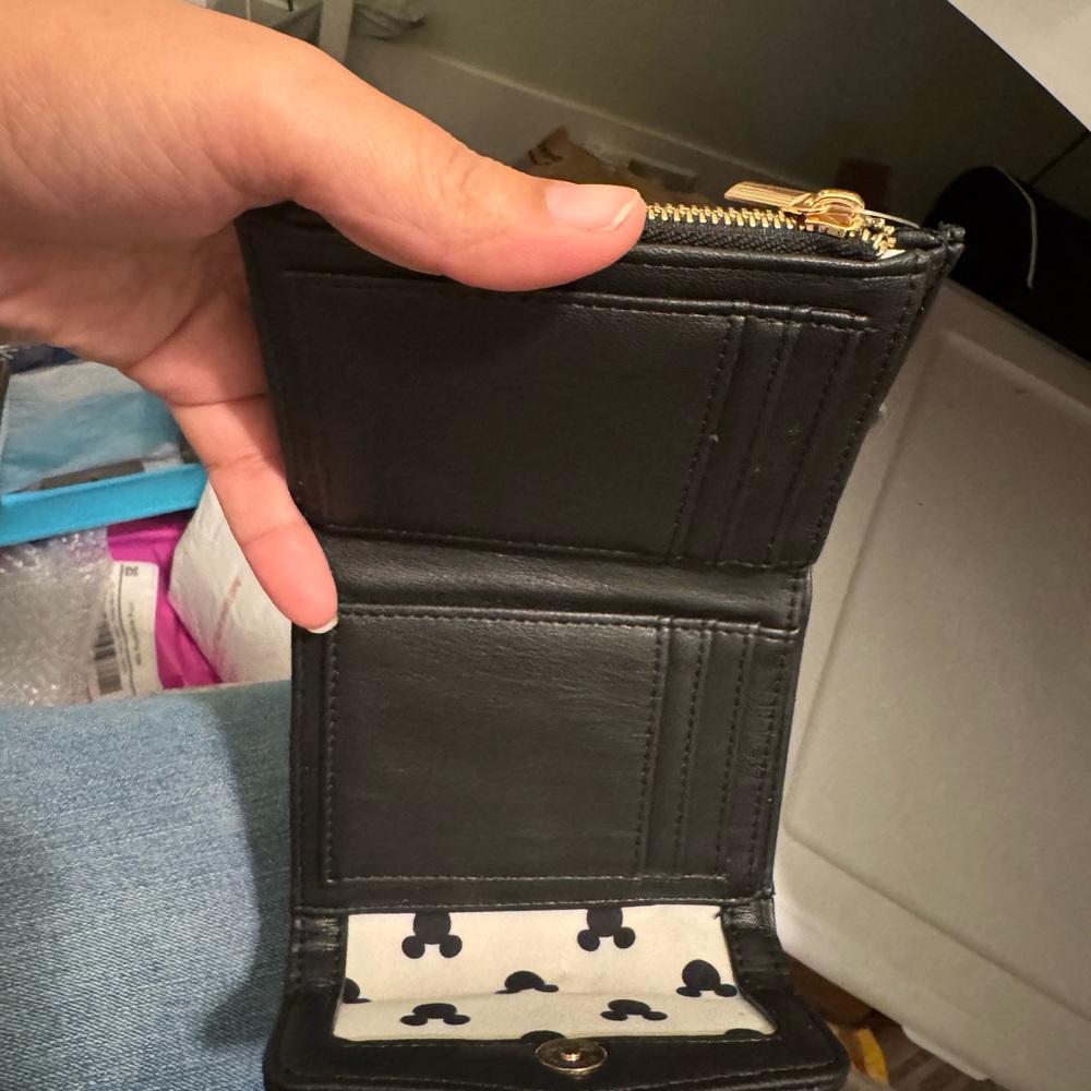 Disney Black Wallet - Picture 5 of 5